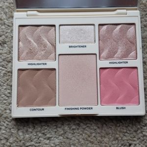 3/18! Cover FX Face Palatte